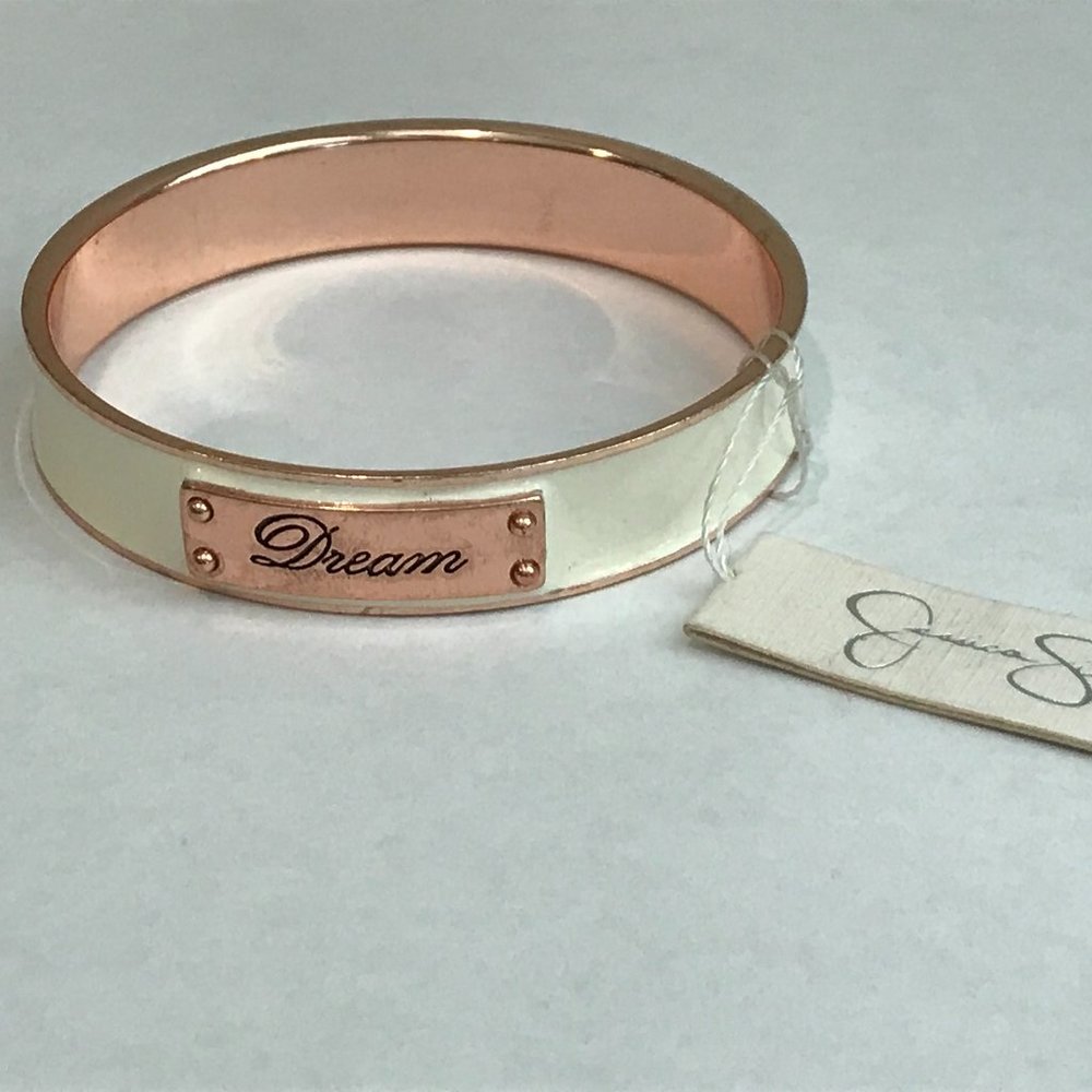 Jessica Simpson Enamel Bangle
